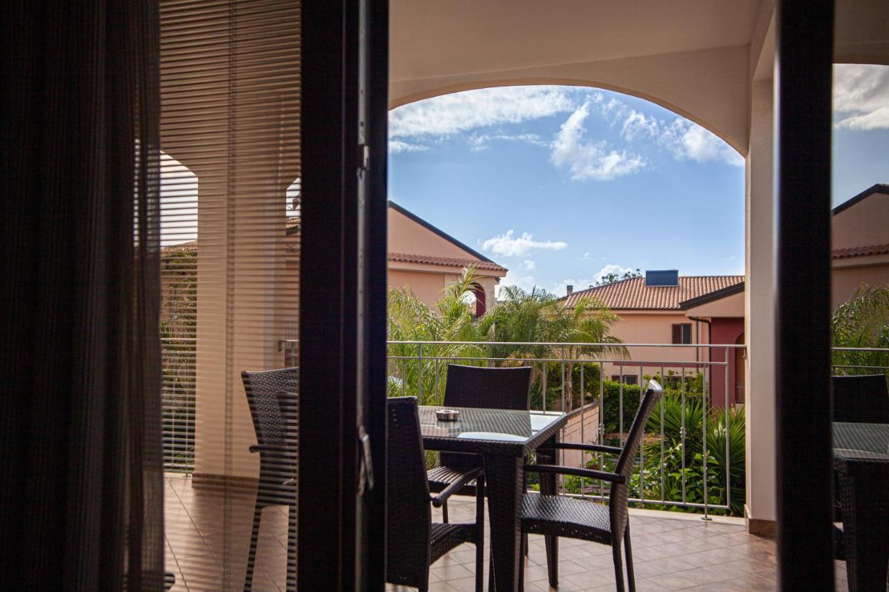 Sentido Michelizia Tropea Resort エクステリア 写真