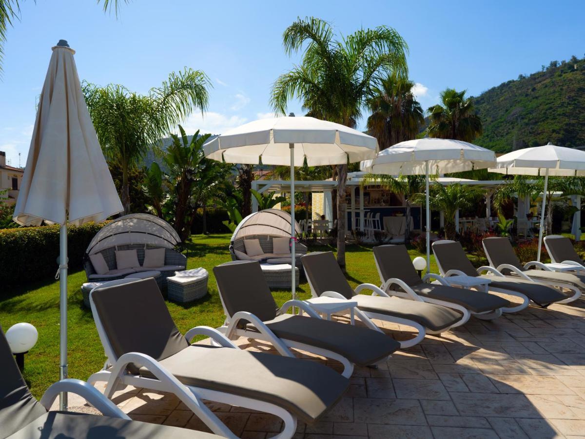 Sentido Michelizia Tropea Resort エクステリア 写真