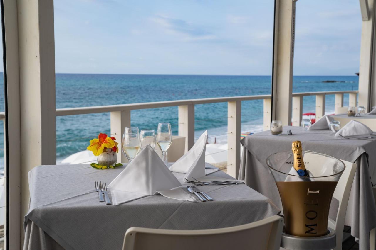 Sentido Michelizia Tropea Resort エクステリア 写真