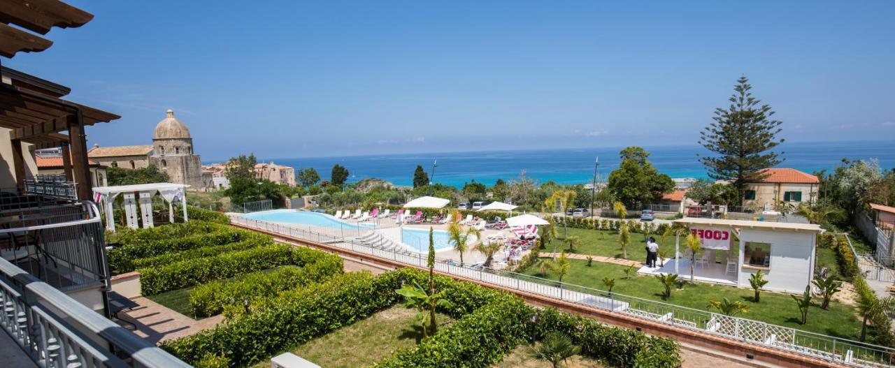 Sentido Michelizia Tropea Resort エクステリア 写真
