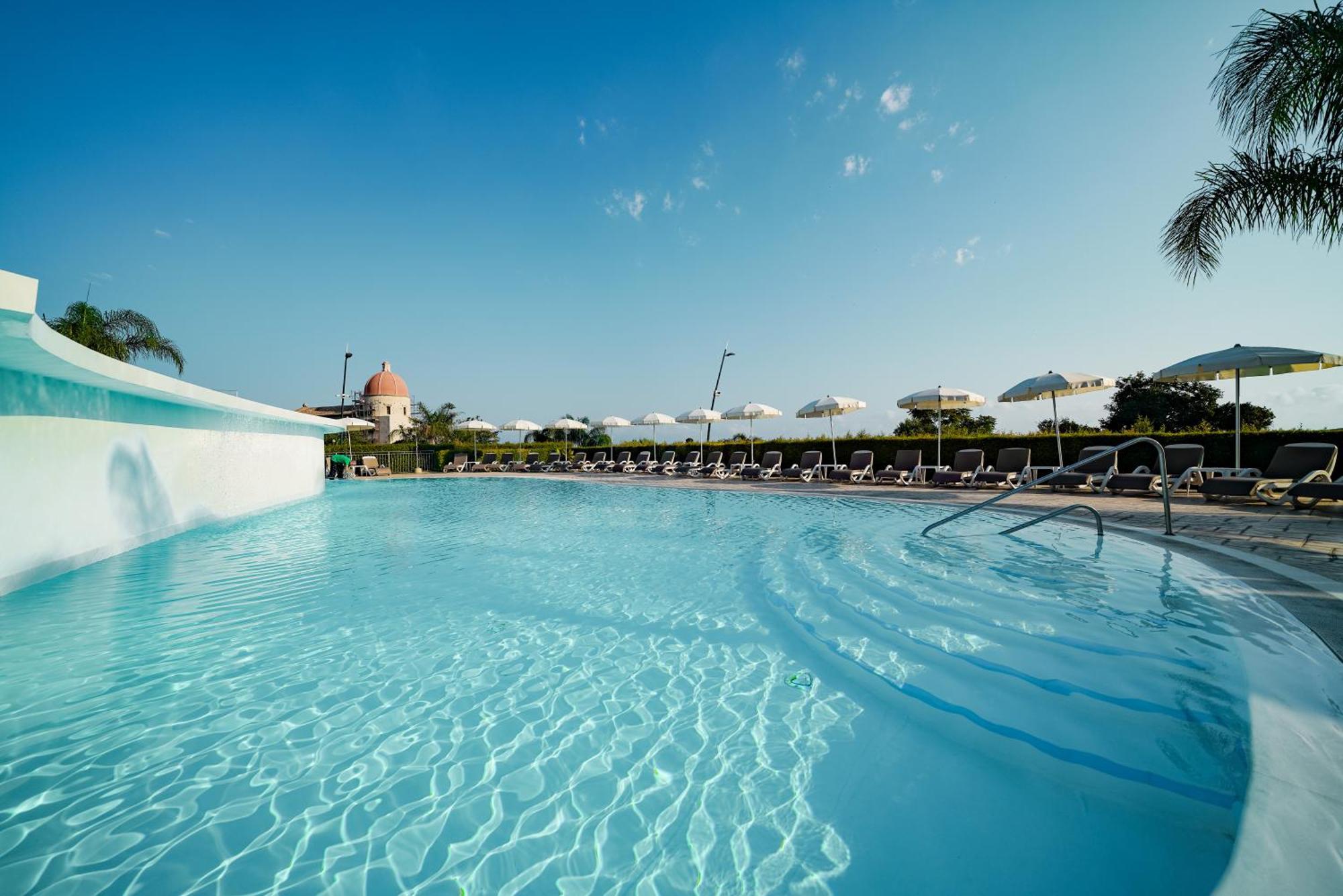 Sentido Michelizia Tropea Resort エクステリア 写真