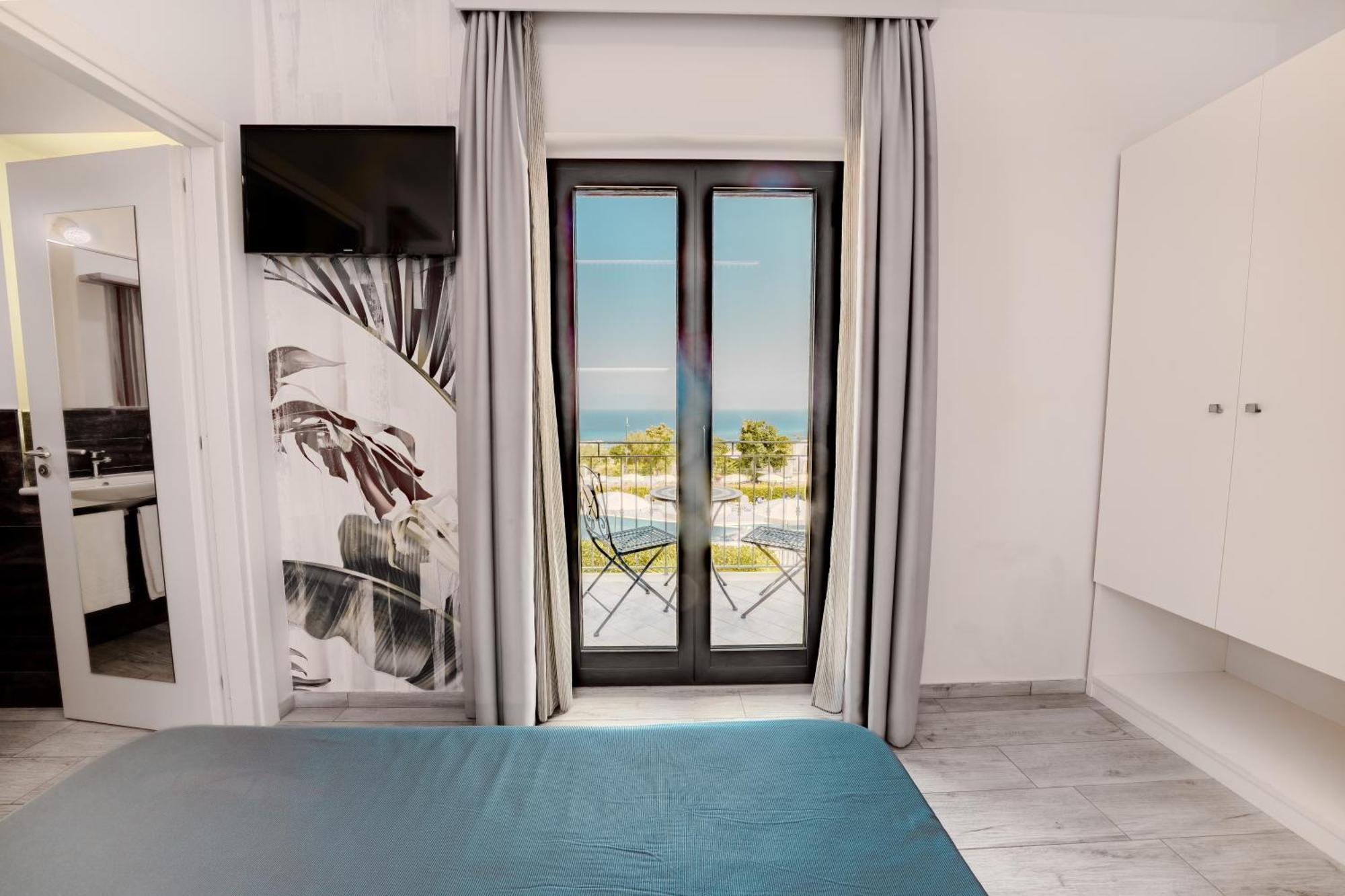 Sentido Michelizia Tropea Resort エクステリア 写真